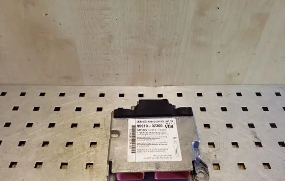 Hyundai i40 Airbag control unit/module 959103Z300 3Z95910300