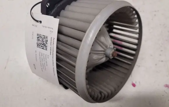 KIA Sorento Heater fan/blower B308830230 A0540222C