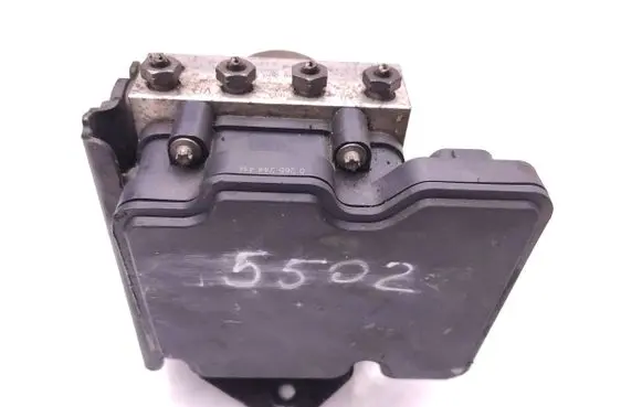 Mercedes-Benz Sprinter W906 ABS Pump A9069005502 ZGS001 35354