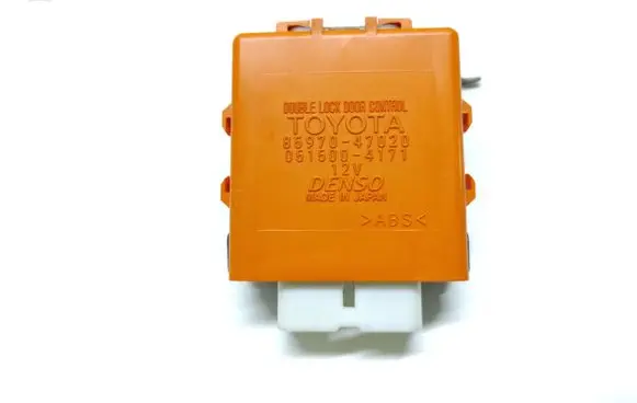 Toyota Prius (XW30) Door control unit/module 8597047020 0515004171