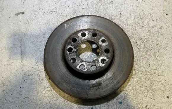 Audi A4 S4 B7 8E 8H Front brake disc