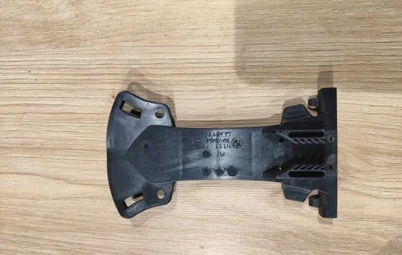 BMW 3 F30 F35 F31 Front bumper mounting bracket 7296331
