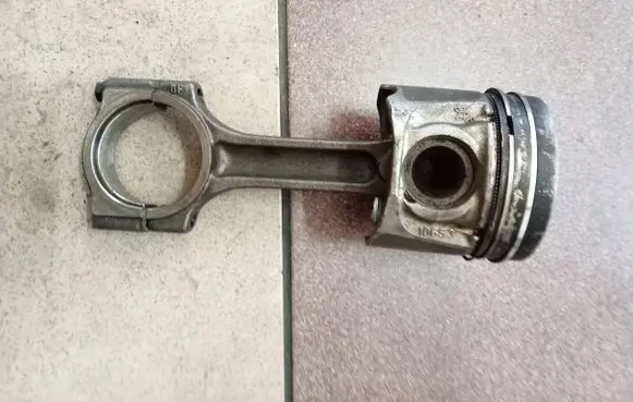 Renault Trafic II (X83) Piston with connecting rod 10653