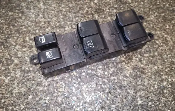 Subaru Forester SH Electric window control switch