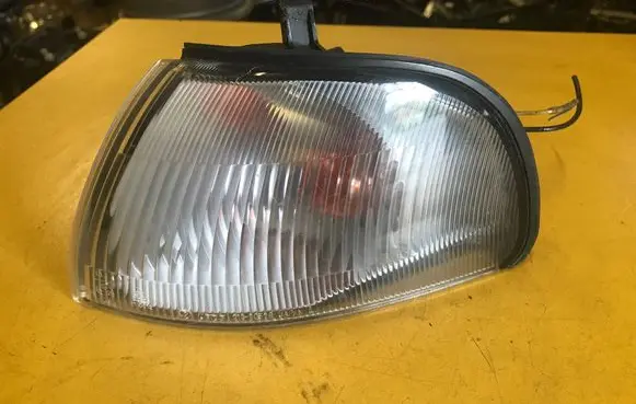 Subaru Legacy Front indicator light 