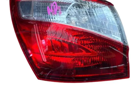 Nissan Qashqai Rear/tail lights 89503174 09114
