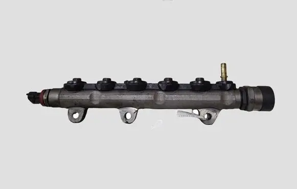 Renault Laguna III Fuel main line pipe 0445214155 8200842432
