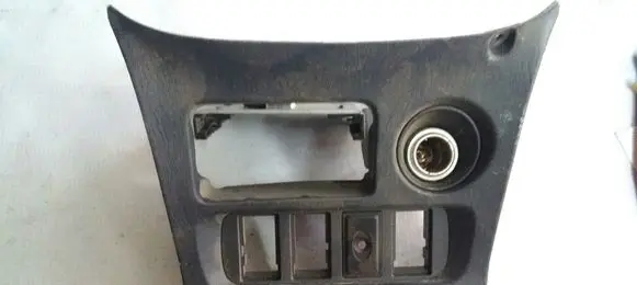 Toyota RAV 4 (XA20) Ashtray trim (front) 5542042010