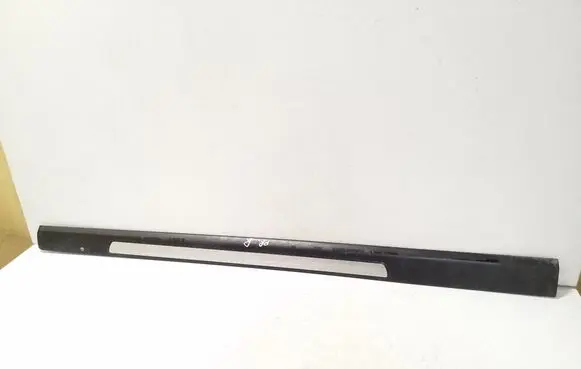 Front sill trim cover