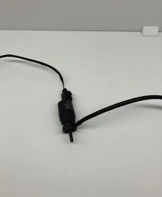 Mercedes-Benz Sprinter W906 Windscreen/windshield washer pump 3028232 2218690121