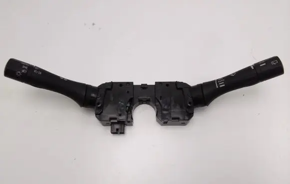 Nissan Juke I F15 Indicator stalk NILES14AM0