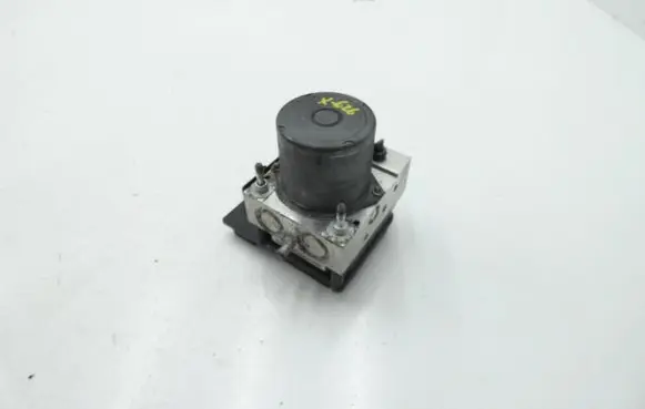 Audi A4 S4 B7 8E 8H ABS Pump 8E0910517H 8E0614517BF