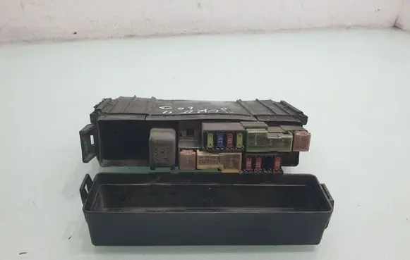 Nissan Juke I F15 Fuse box set 7154722330
