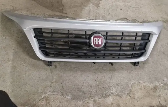 Fiat Ducato Front bumper upper radiator grill 1314846070