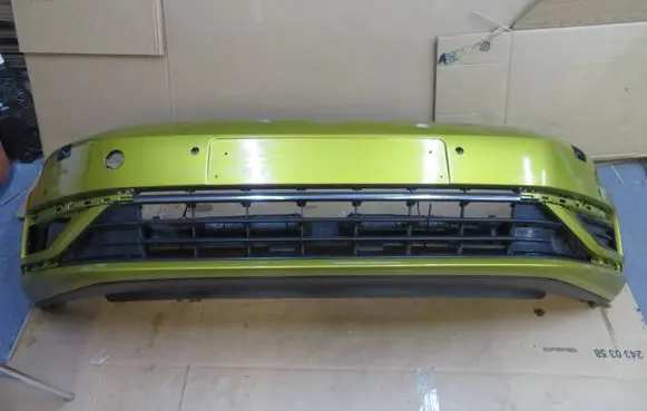 Volkswagen Golf VII Front bumper 5G0807221FL