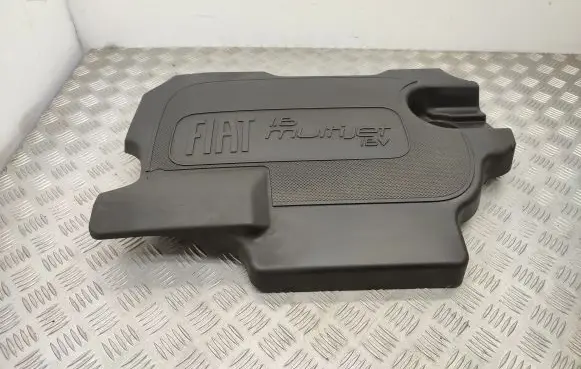 Fiat 500L Engine cover (trim) 55236551