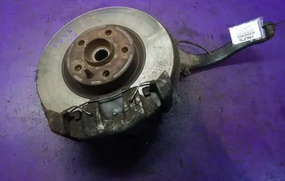 Front wheel hub spindle knuckle