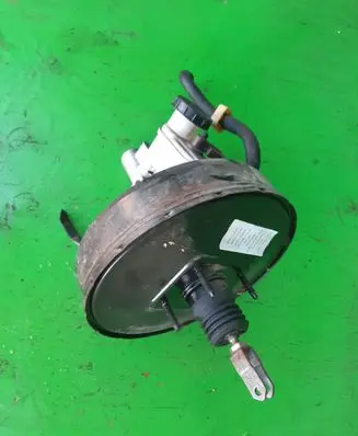 Nissan Almera N16 Brake booster 47210BM410