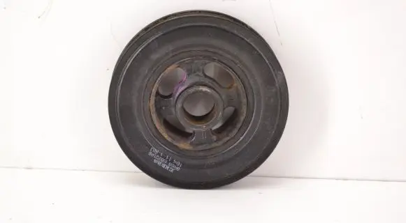 Ford Focus Crankshaft pulley 8A6G6B321AB 104111A03