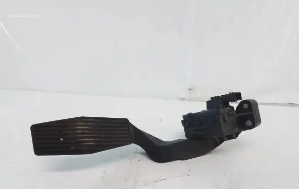 Opel Insignia A Accelerator throttle pedal