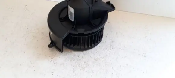 Opel Zafira B Heater fan/blower D9376000 013010618