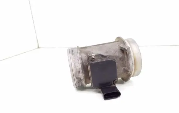 Audi A6 S6 C5 4B Mass air flow meter 059906461D