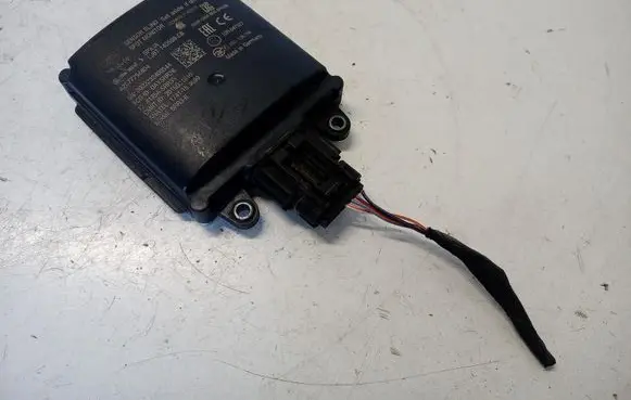 Ford Kuga III Blind spot module LJ6T14D599CB