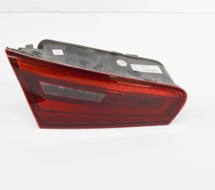 Audi A3 S3 8V Tailgate rear/tail lights 8V3945093B