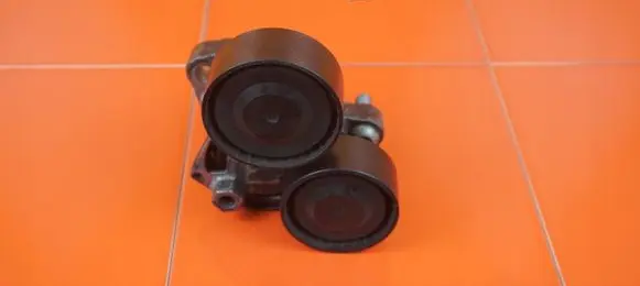 BMW 1 F20 F21 Power steering belt tensioner N47D16A