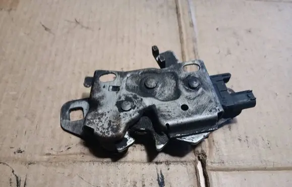 Mini One - Cooper R50 - 53 Engine bonnet/hood lock/catch