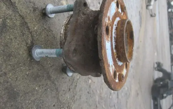 Mercedes-Benz ML W166 Front wheel ball bearing 