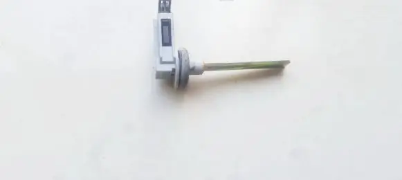 Volkswagen PASSAT B6 Interior temperature sensor 4b0820539