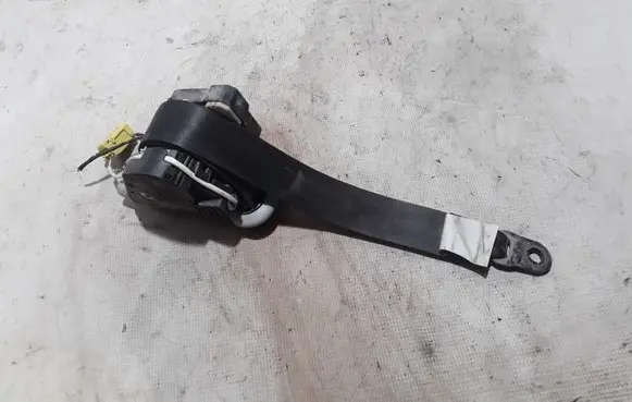 Volkswagen Caddy Front seatbelt
