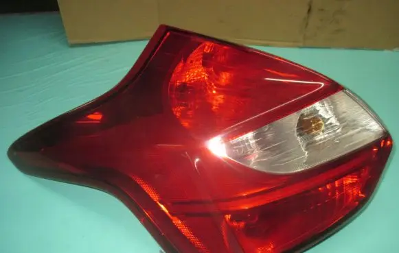 Ford Focus Rear/tail lights BM5113405A
