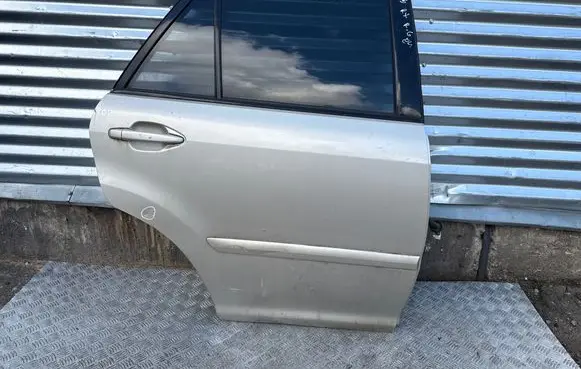 Lexus RX 330 - 350 - 400H Rear door