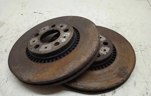 Volvo V70 Front brake disc