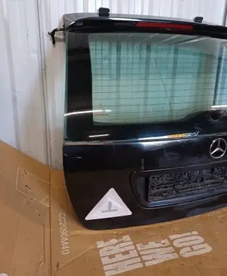 Mercedes-Benz C W203 Tailgate/trunk/boot lid