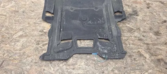 BMW 7 F01 F02 F03 F04 Engine splash shield/under tray 8047452