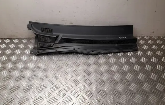 Toyota Highlander XU40 Wiper trim 557510K020