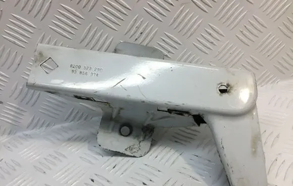 Renault Trafic II (X83) Fender mounting bracket 8200523290