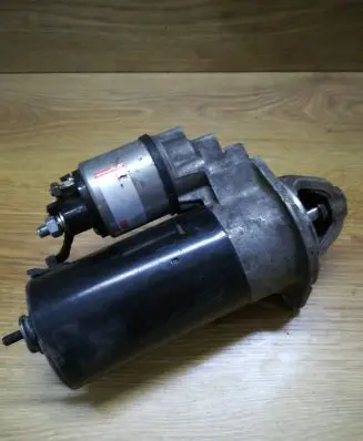 Opel Zafira A Starter motor