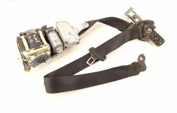 Mercedes-Benz E W212 Front seatbelt 2128607585 2128608585