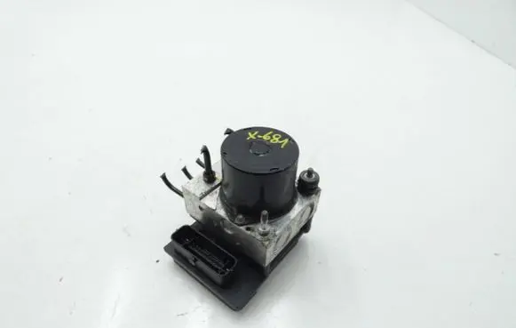Volkswagen Polo V 6R ABS Pump 6R0907379R