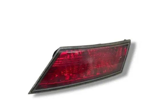 Tailgate rear/tail lights