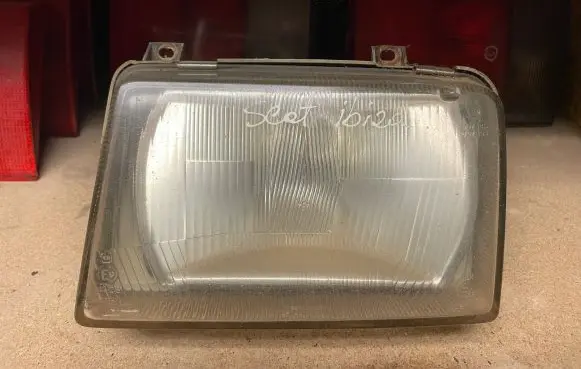 Seat Ibiza I (021A) Headlight/headlamp 0020061 007385