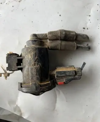Jeep Cherokee III KJ Turbo solenoid valve 