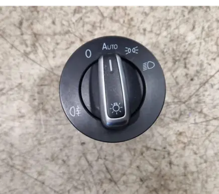 Volkswagen Touran II Light switch
