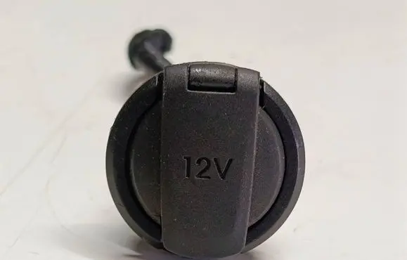Hyundai i30 Cigarette lighter front 26AWF528