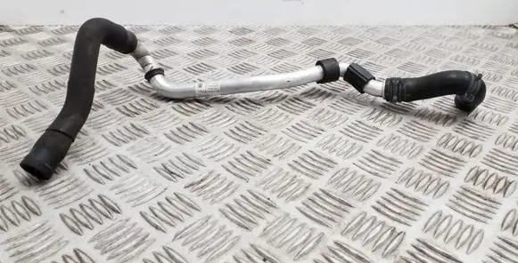 Volkswagen Touareg II Engine coolant pipe/hose 7P0819911E 7P0819324A 7L0819329A