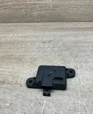 Opel Zafira A Airbag deployment crash/impact sensor 09133263 5WK42856